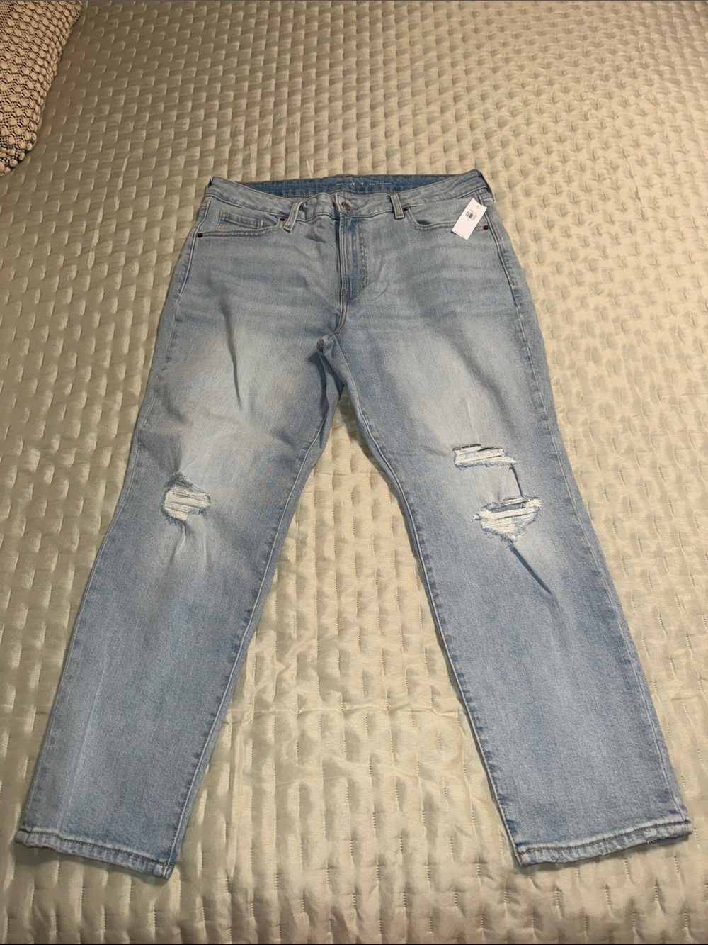 New Old Navy Mid Rise O.G Straight Light Wash Distressed Straight Leg Jeans